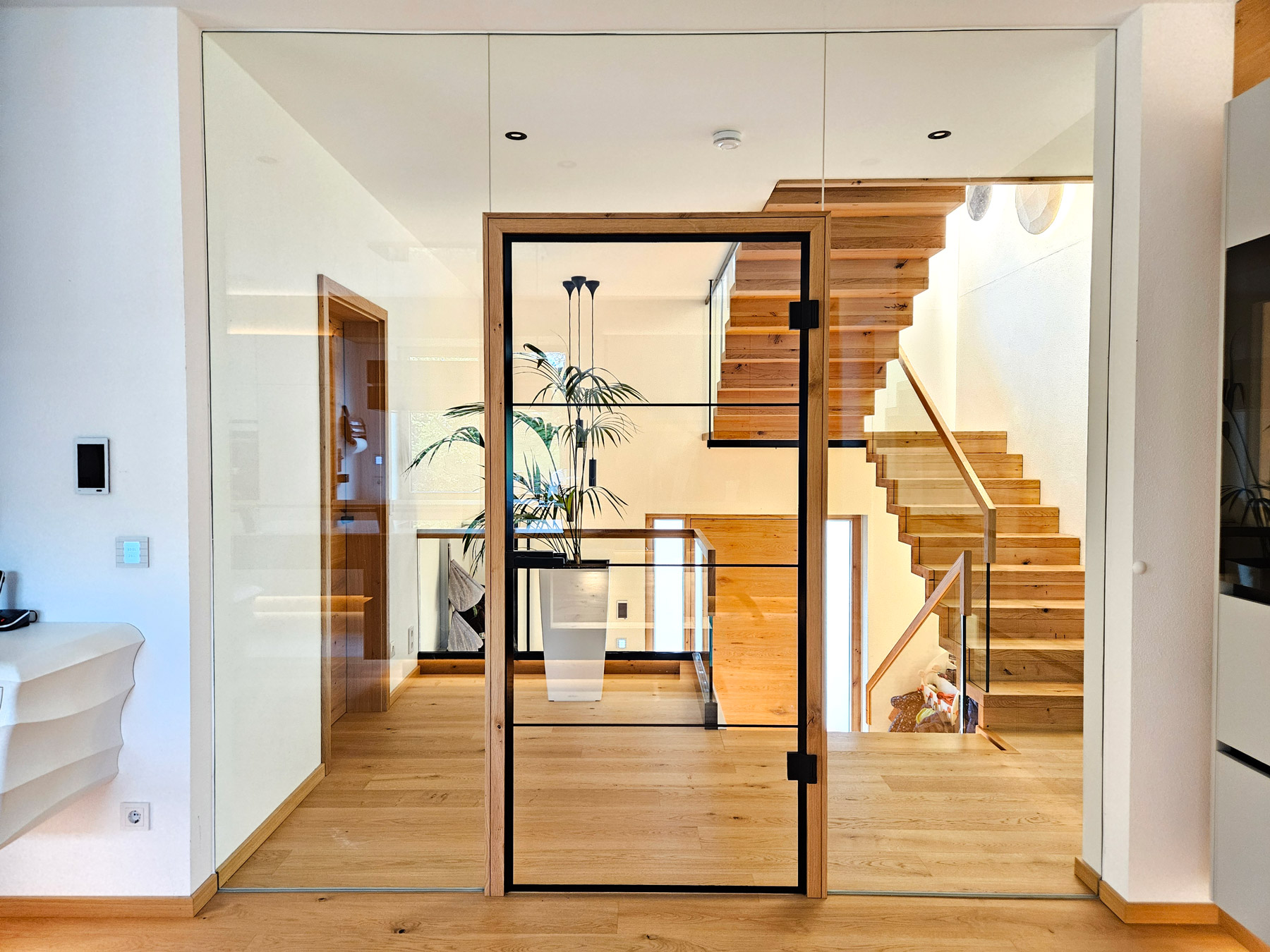 Freischwebende Türen